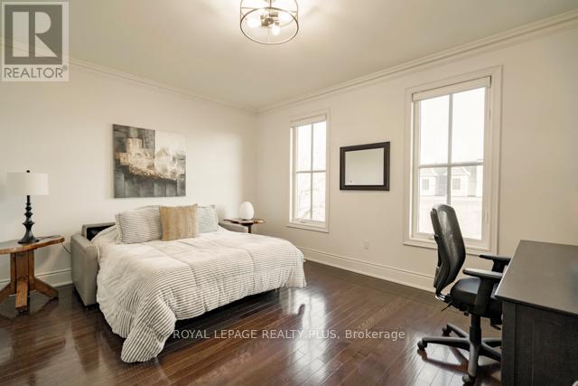 142 Rebecca Street, Oakville, Ontario  L6K 1J5 - Photo 28 - W12885060