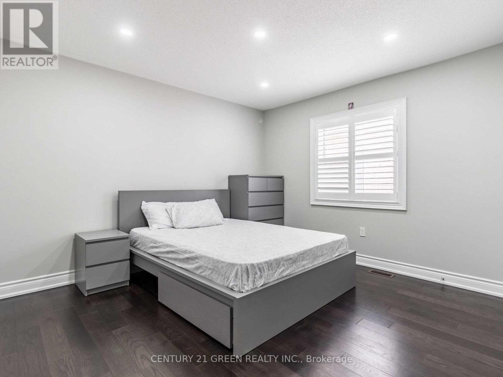 39 Argelia Crescent, Brampton, Ontario L6X 5N5 - Photo 25 - W12885072