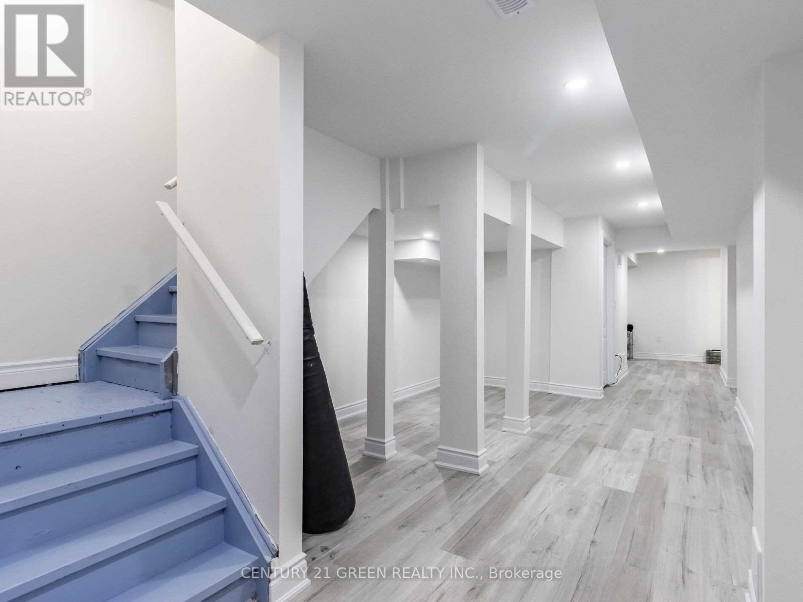 39 Argelia Crescent, Brampton, Ontario L6X 5N5 - Photo 33 - W12885072