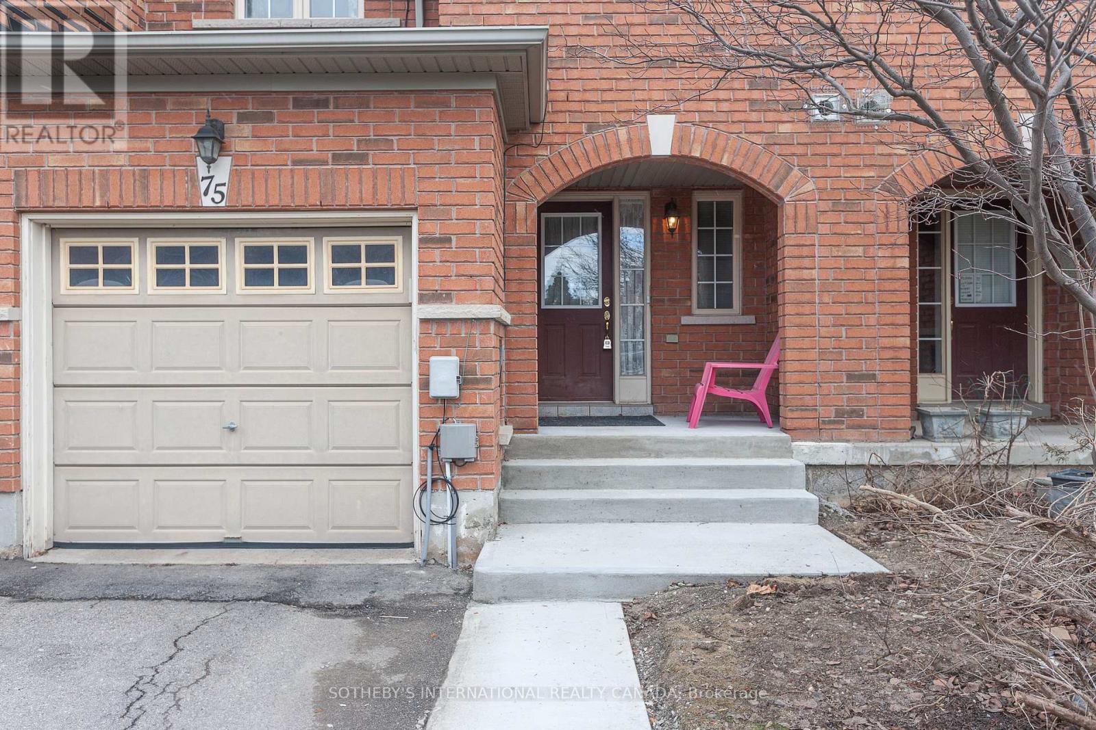 75 Rockgarden Trail, Brampton, Ontario  L6R 3M9 - Photo 2 - W12885096