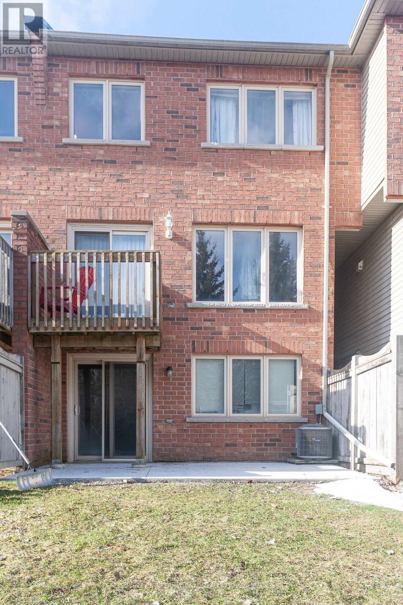 75 Rockgarden Trail, Brampton, Ontario  L6R 3M9 - Photo 36 - W12885096