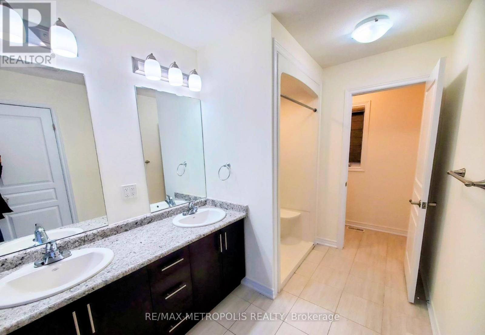 6361 Sam Iorfida Drive, Niagara Falls, Ontario  L2G 4S3 - Photo 11 - X12885074