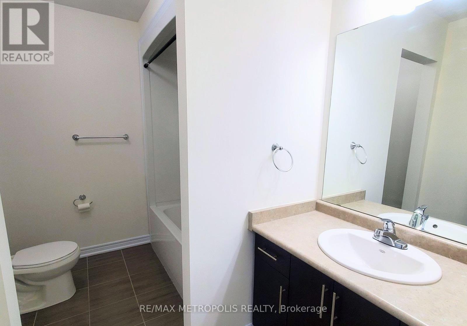 6361 Sam Iorfida Drive, Niagara Falls, Ontario  L2G 4S3 - Photo 13 - X12885074