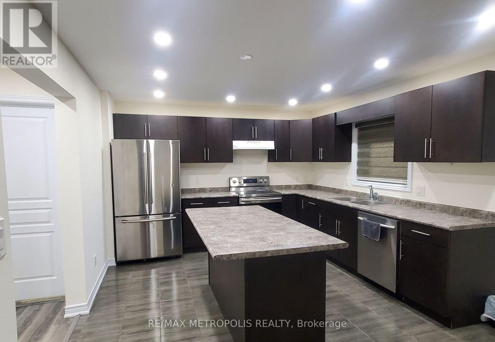 6361 Sam Iorfida Drive, Niagara Falls, Ontario  L2G 4S3 - Photo 5 - X12885074