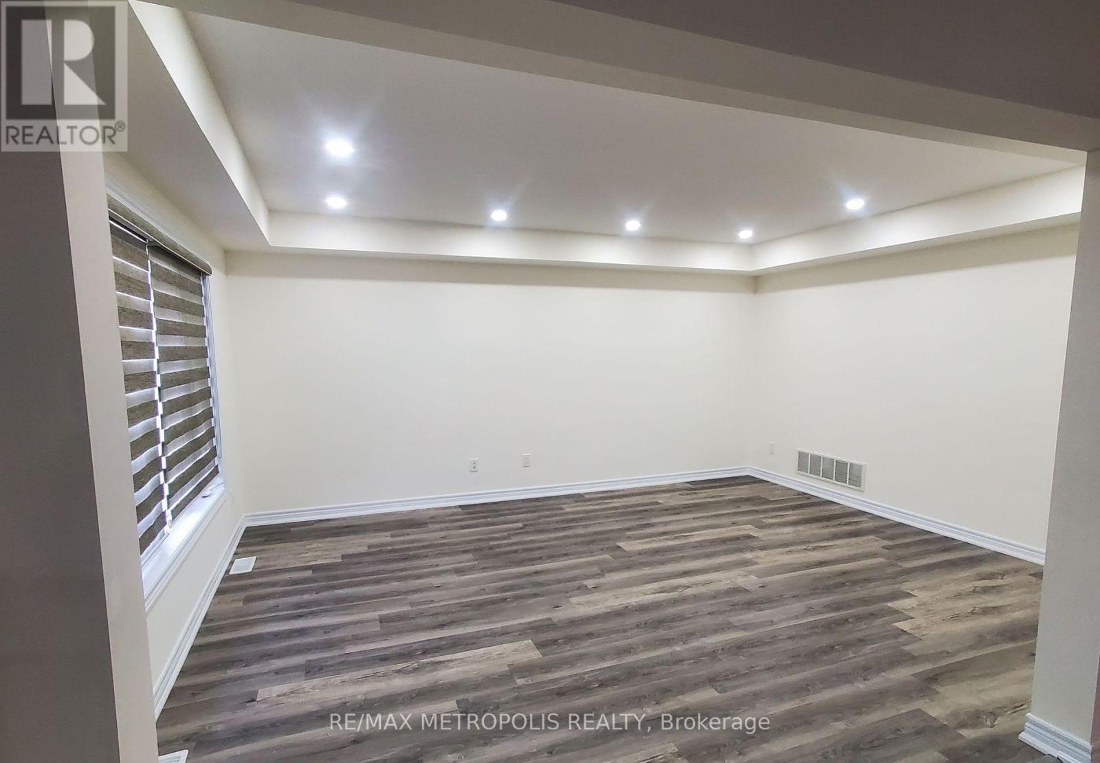 6361 Sam Iorfida Drive, Niagara Falls, Ontario  L2G 4S3 - Photo 6 - X12885074