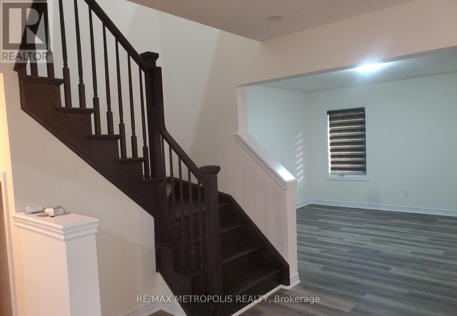 6361 Sam Iorfida Drive, Niagara Falls, Ontario  L2G 4S3 - Photo 7 - X12885074