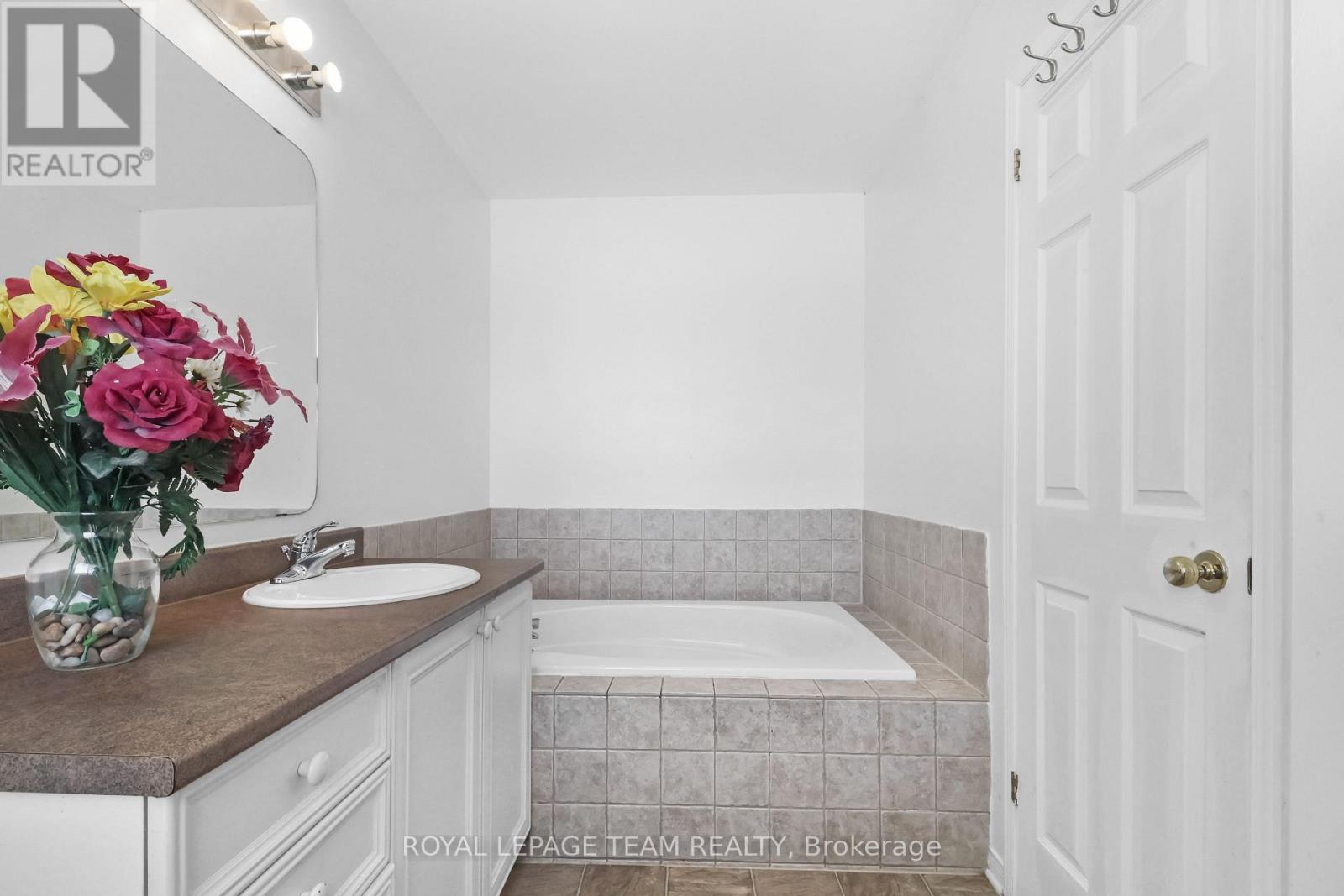 2362 Bois Vert Place, Ottawa, Ontario  K4A 4V1 - Photo 24 - X12885106