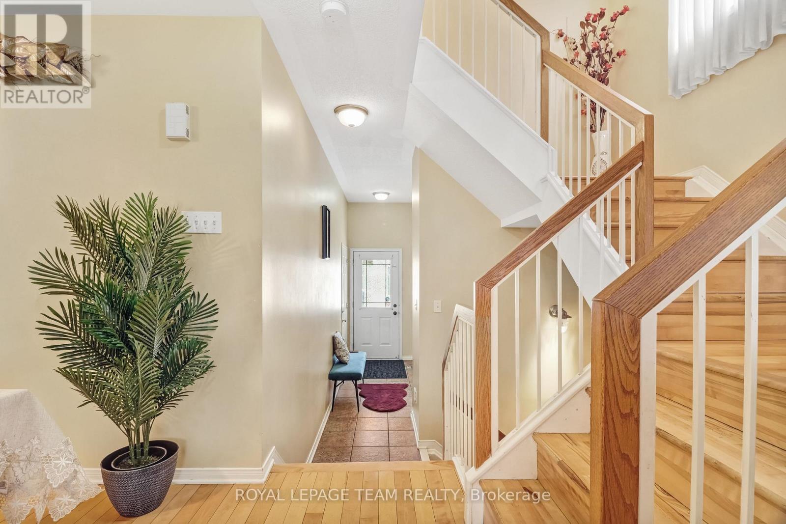 2362 Bois Vert Place, Ottawa, Ontario  K4A 4V1 - Photo 3 - X12885106