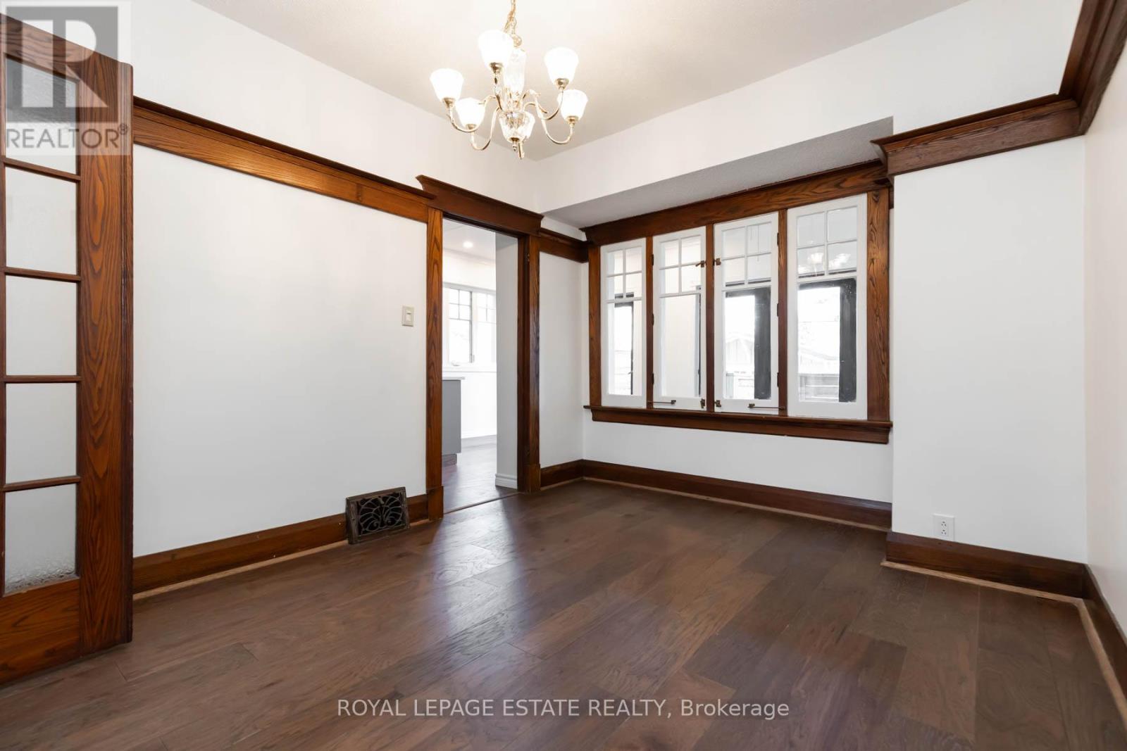 45 Eastbourne Crescent, Toronto, Ontario  M8V 1W7 - Photo 13 - W12885102