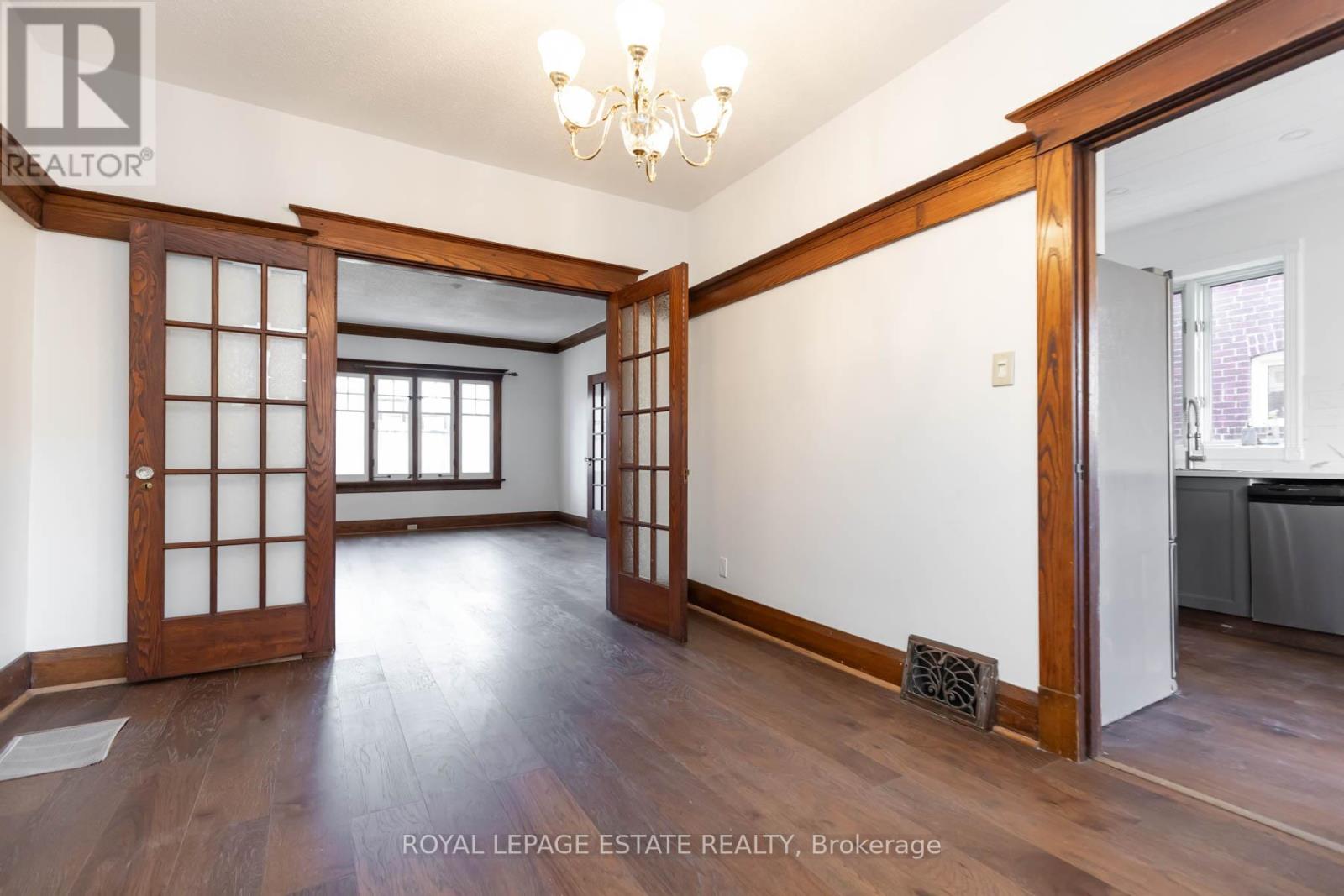 45 Eastbourne Crescent, Toronto, Ontario  M8V 1W7 - Photo 20 - W12885102