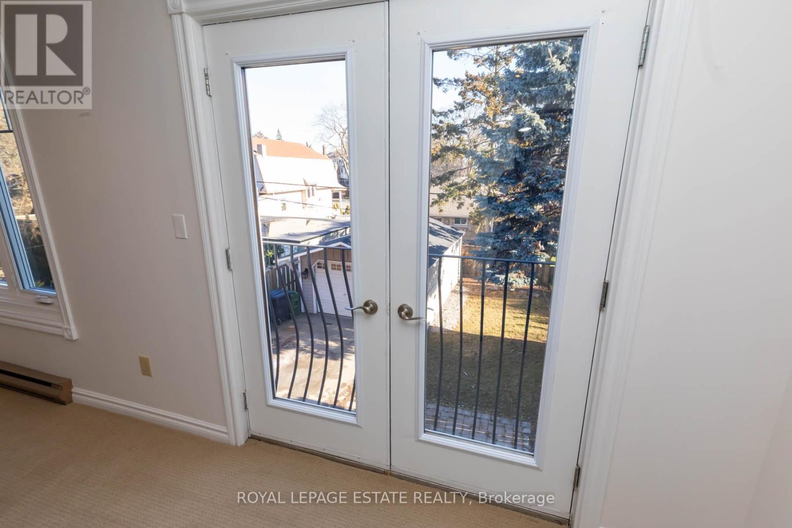 45 Eastbourne Crescent, Toronto, Ontario  M8V 1W7 - Photo 33 - W12885102