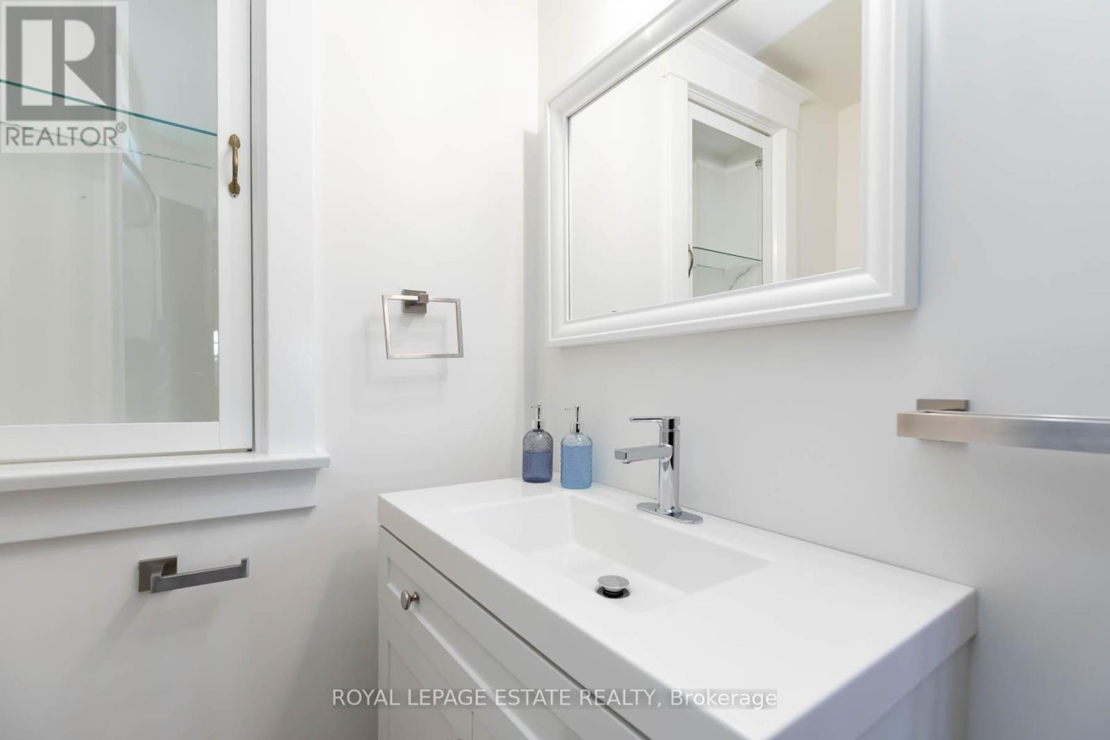 45 Eastbourne Crescent, Toronto, Ontario  M8V 1W7 - Photo 35 - W12885102