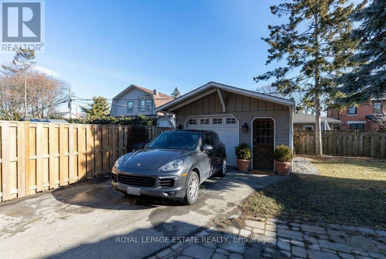 45 Eastbourne Crescent, Toronto, Ontario  M8V 1W7 - Photo 42 - W12885102