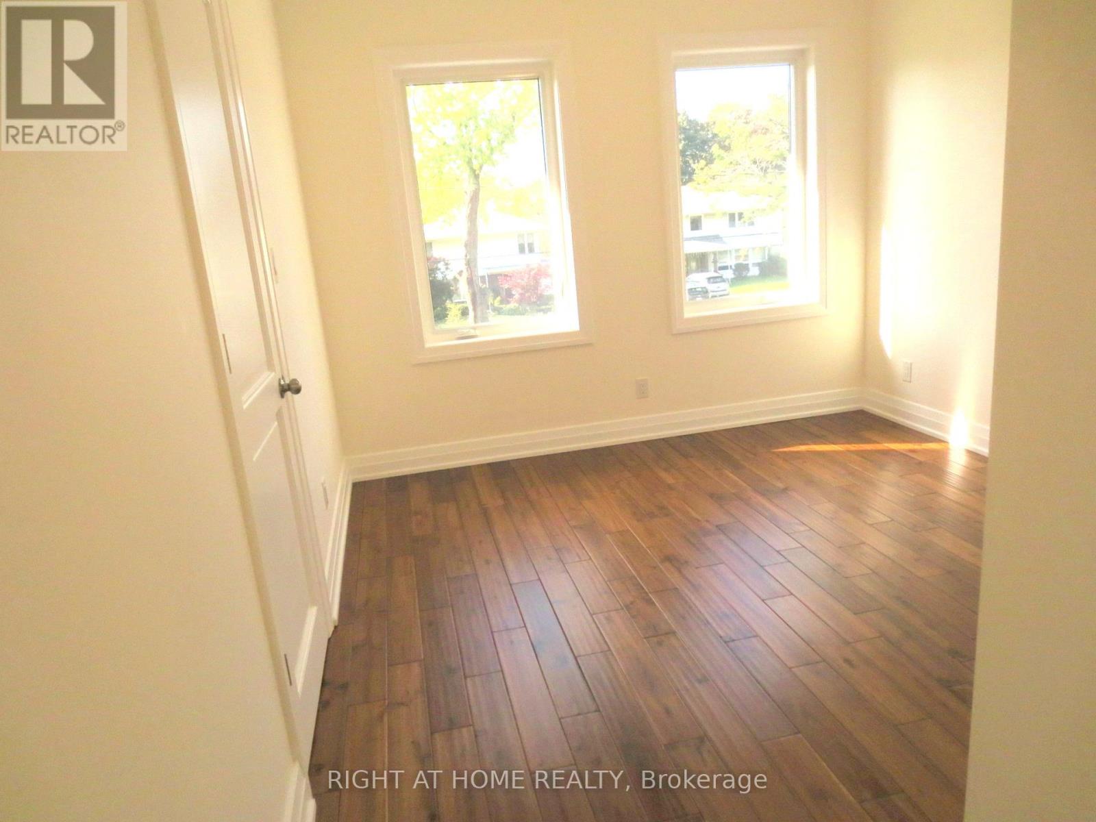 2 - 101 Prennan Avenue, Toronto, Ontario  M9B 4C5 - Photo 25 - W12885112