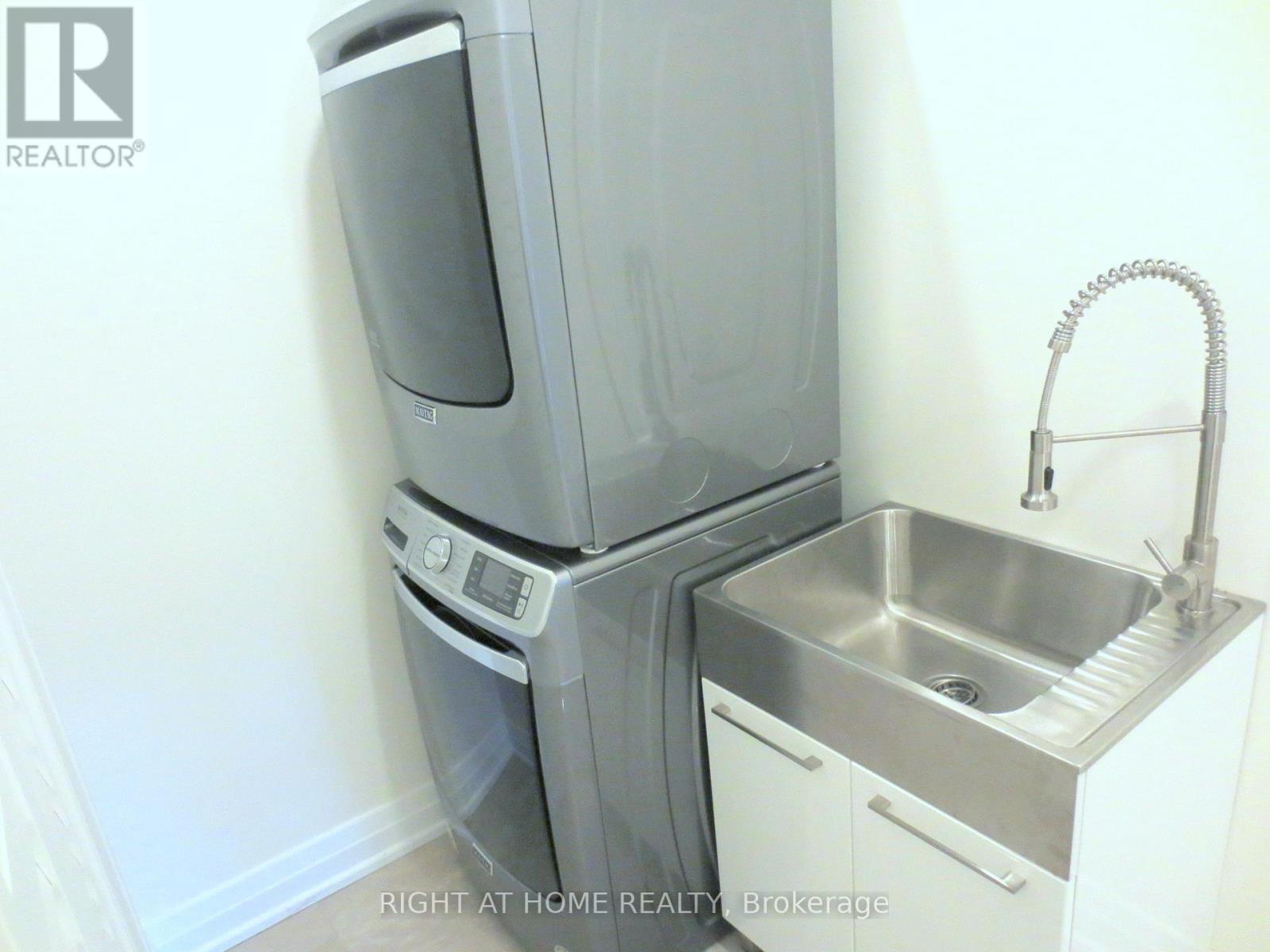 2 - 101 Prennan Avenue, Toronto, Ontario  M9B 4C5 - Photo 28 - W12885112