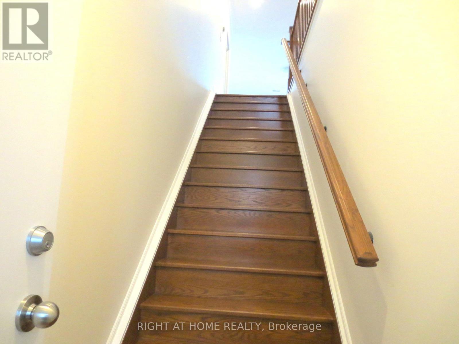 2 - 101 Prennan Avenue, Toronto, Ontario  M9B 4C5 - Photo 7 - W12885112