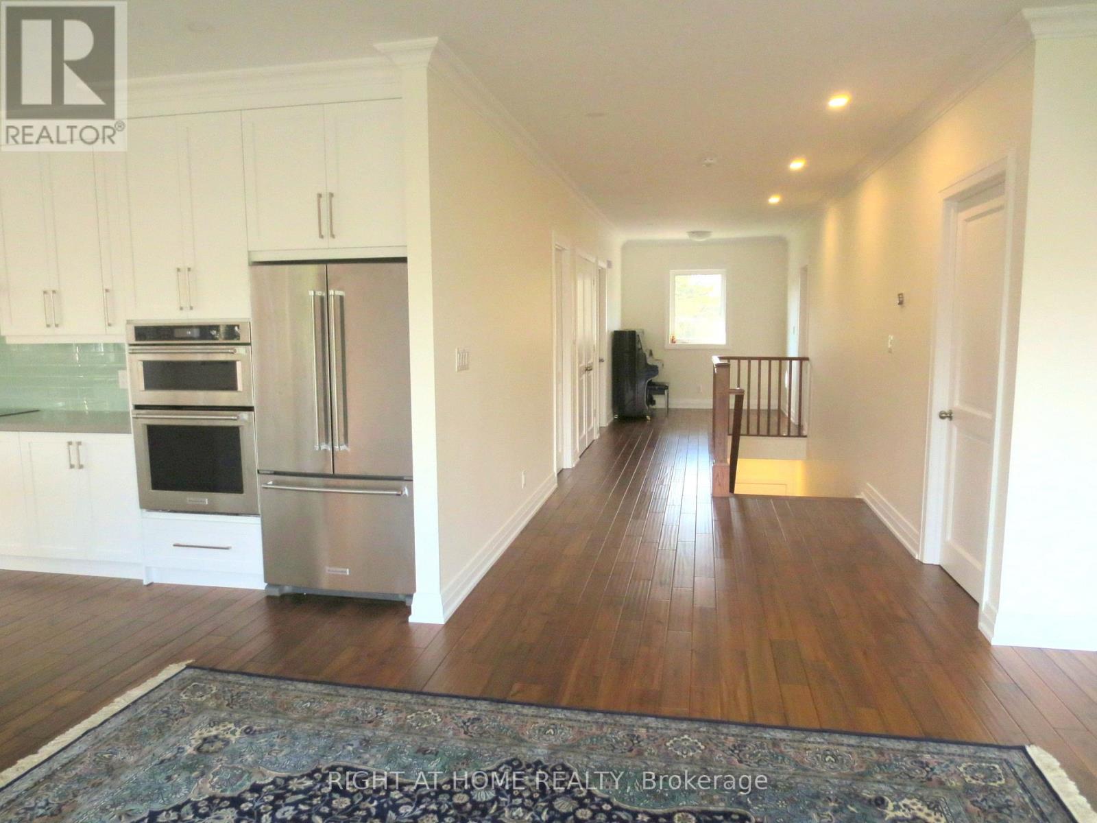 2 - 101 Prennan Avenue, Toronto, Ontario  M9B 4C5 - Photo 8 - W12885112