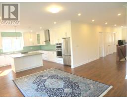 2 - 101 PRENNAN AVENUE, Toronto, Ontario