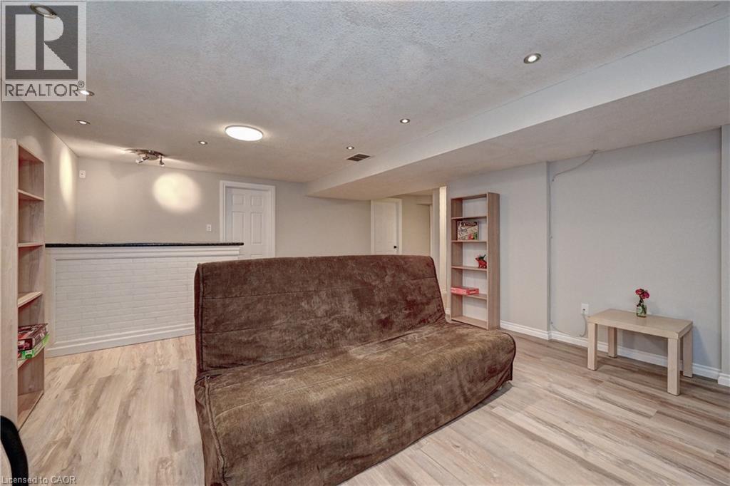 242 Doon Mills Drive, Kitchener, Ontario  N2P 2R8 - Photo 32 - 40806812