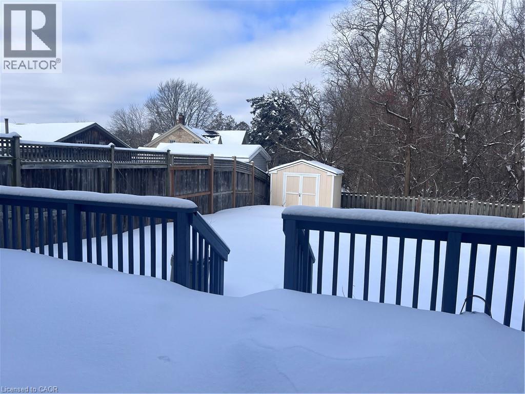 242 Doon Mills Drive, Kitchener, Ontario  N2P 2R8 - Photo 38 - 40806812