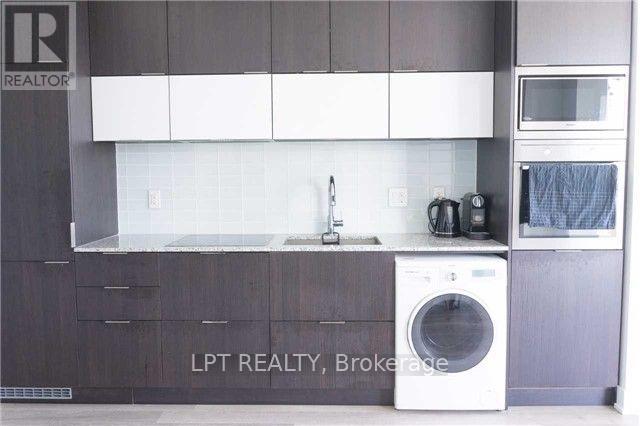 2202 - 318 Richmond Street W, Toronto, Ontario  M5V 1X2 - Photo 7 - C12885126