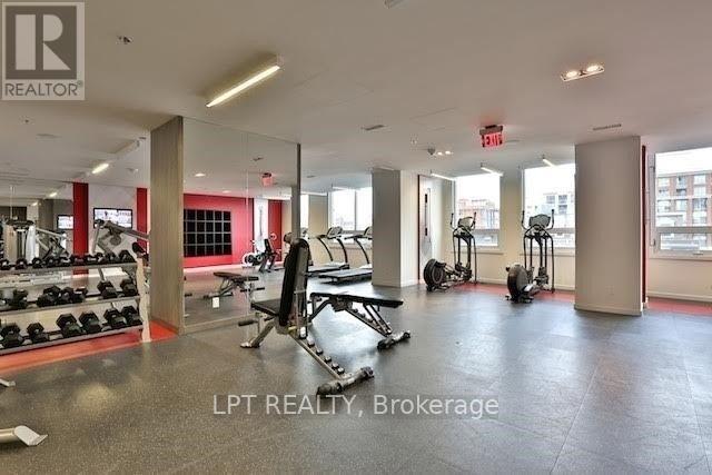 2202 - 318 Richmond Street W, Toronto, Ontario  M5V 1X2 - Photo 9 - C12885126