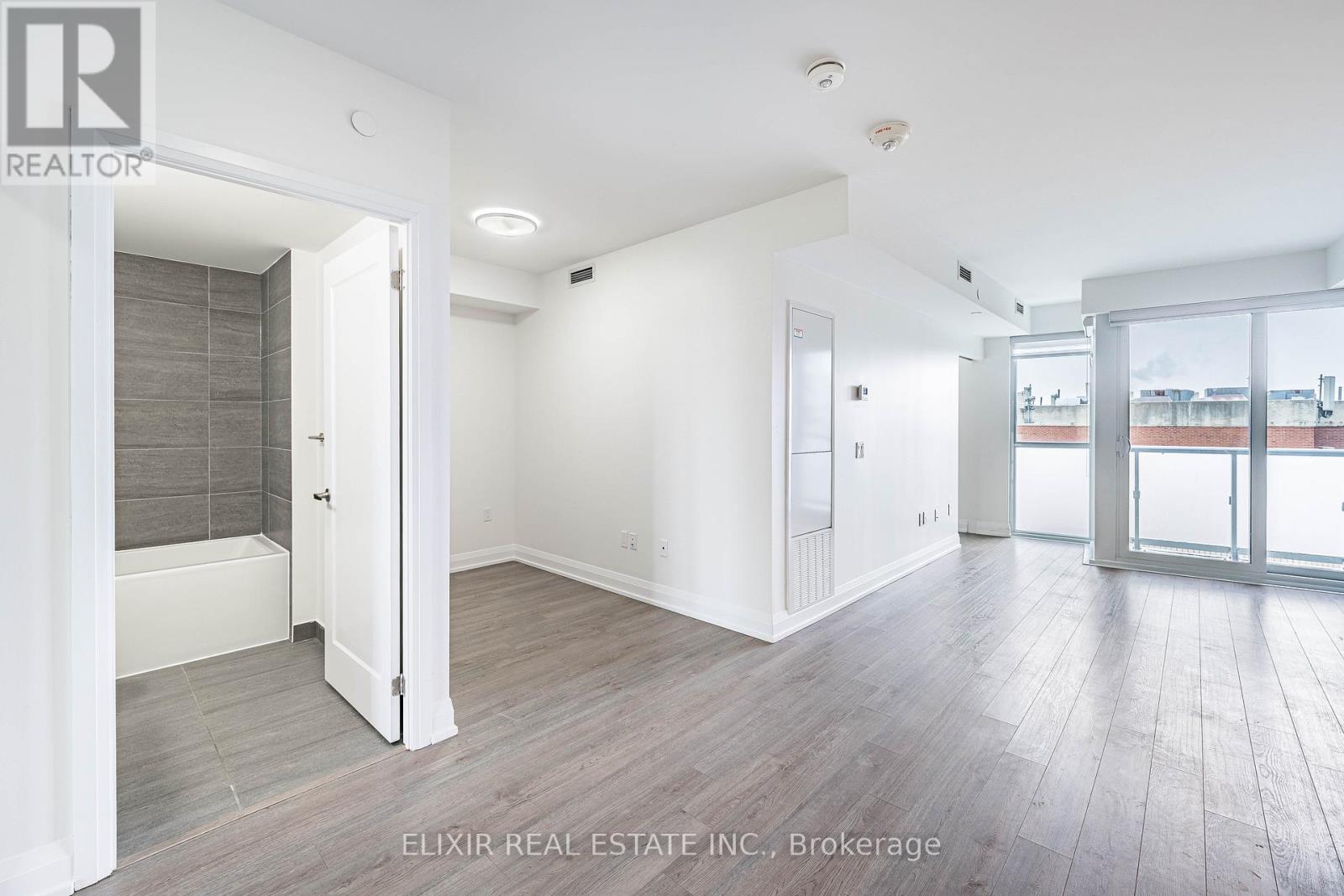 1610 - 77 Mutual Street, Toronto, Ontario  M5B 0B9 - Photo 12 - C12885128