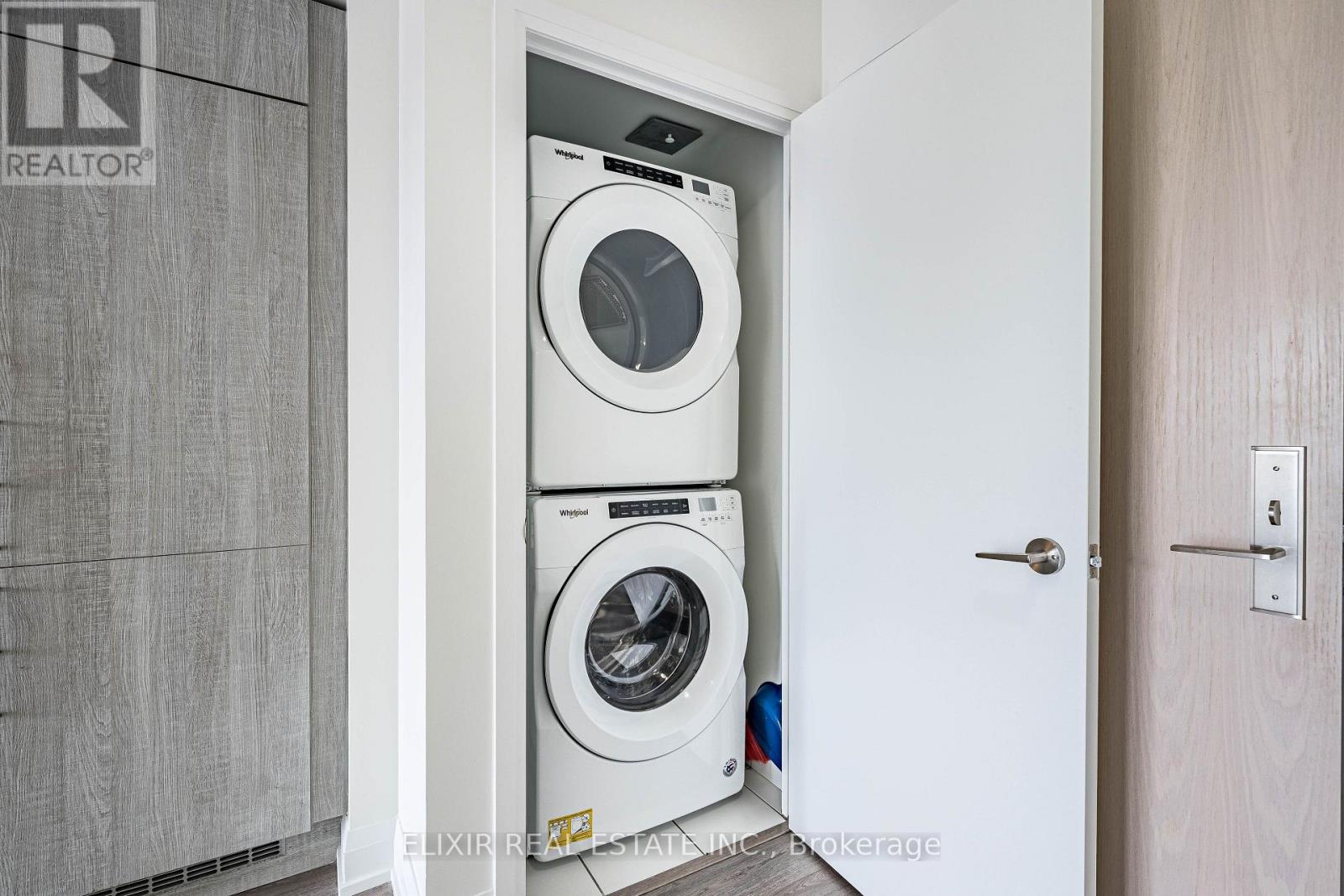 1610 - 77 Mutual Street, Toronto, Ontario  M5B 0B9 - Photo 21 - C12885128