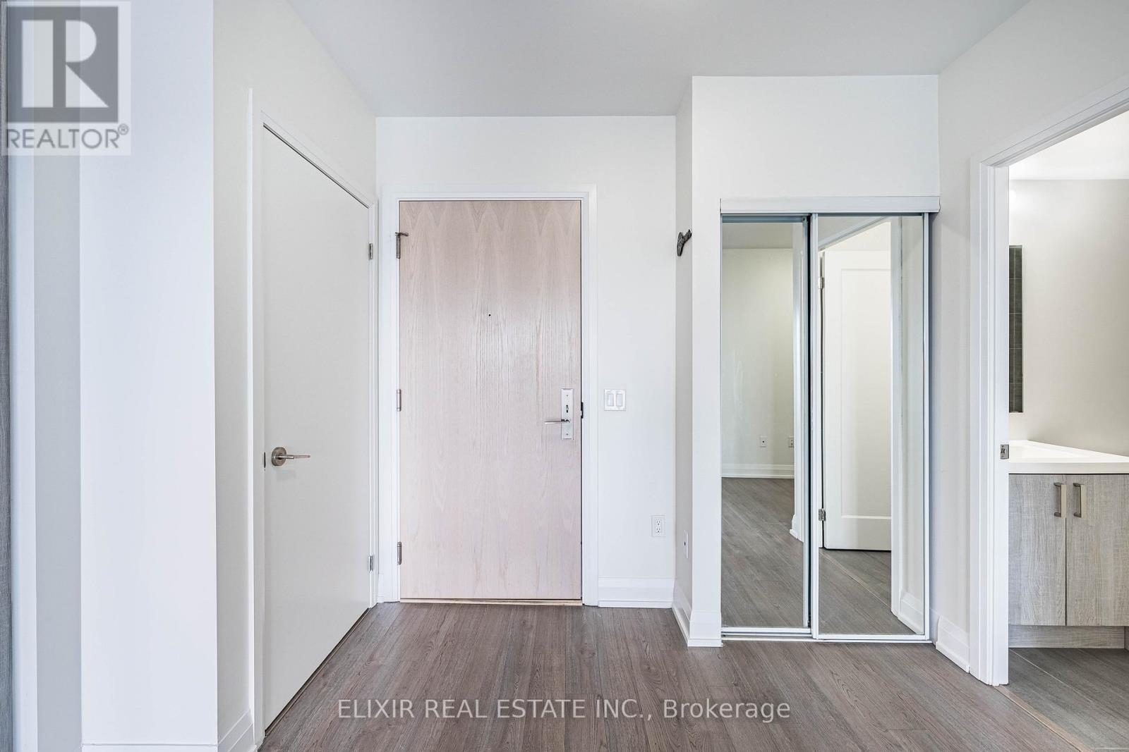 1610 - 77 Mutual Street, Toronto, Ontario  M5B 0B9 - Photo 6 - C12885128