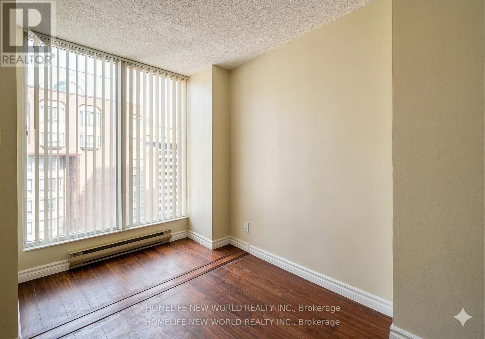 2402 - 55 Centre Avenue, Toronto, Ontario  M5G 2H5 - Photo 6 - C12885144