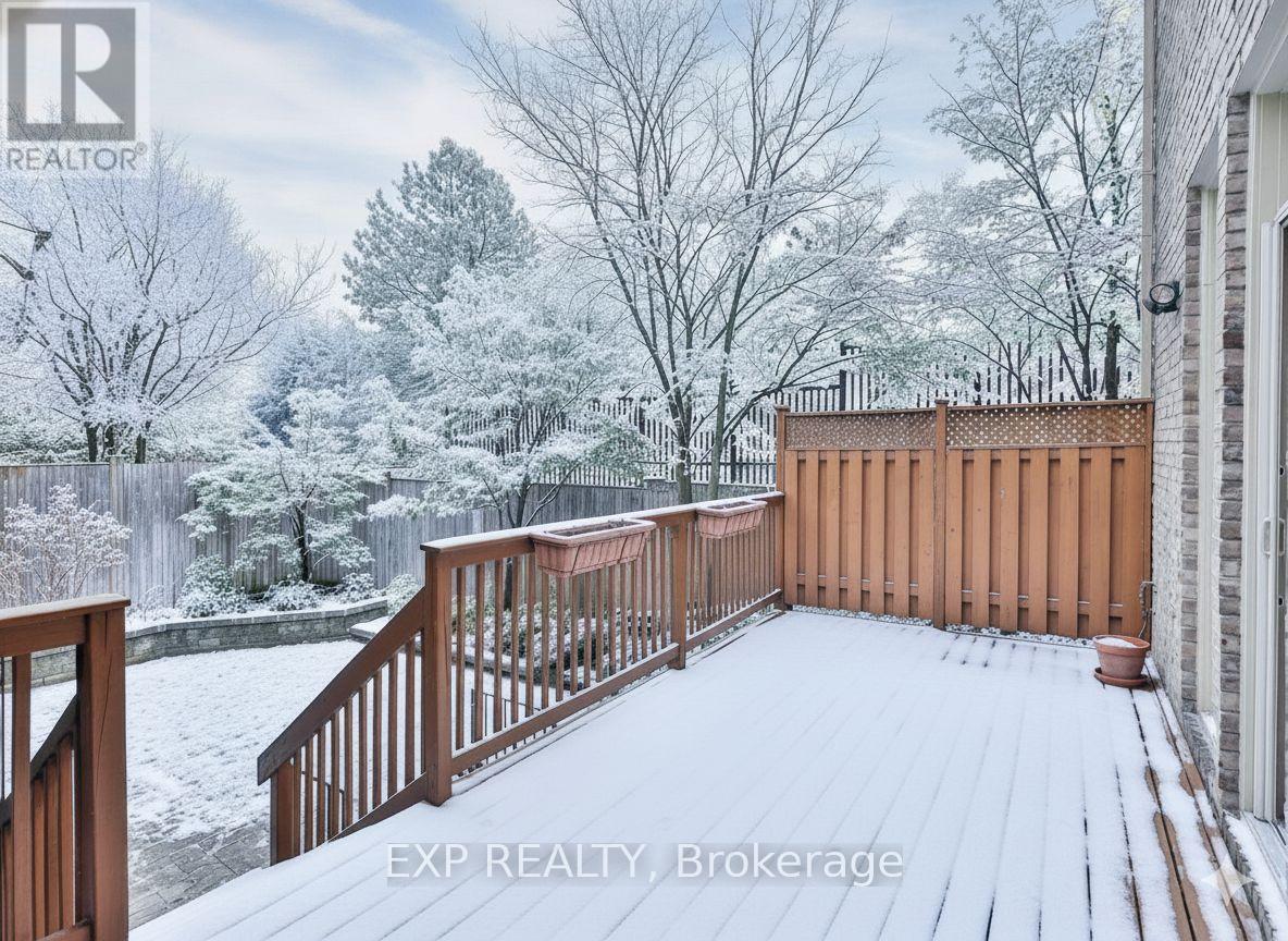 241 Poplar Plains Street, Toronto, Ontario  M4V 2N8 - Photo 6 - C12858802