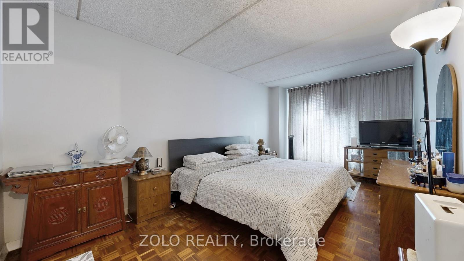 1015 - 2 Glamorgan Avenue, Toronto, Ontario  M1P 2M8 - Photo 18 - E12437153