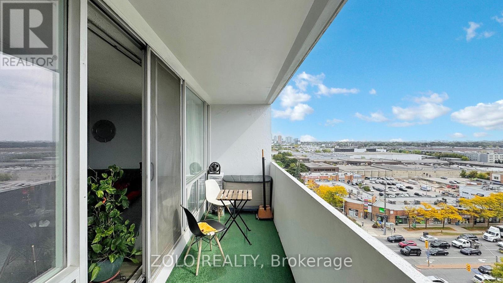 1015 - 2 Glamorgan Avenue, Toronto, Ontario  M1P 2M8 - Photo 28 - E12437153