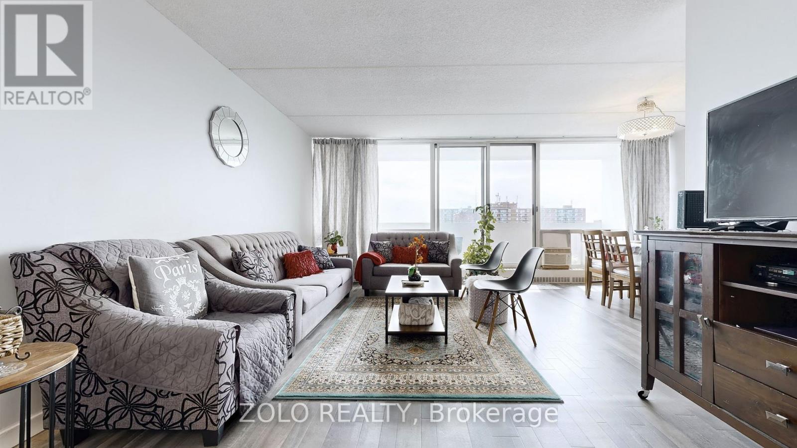 1015 - 2 Glamorgan Avenue, Toronto, Ontario  M1P 2M8 - Photo 7 - E12437153