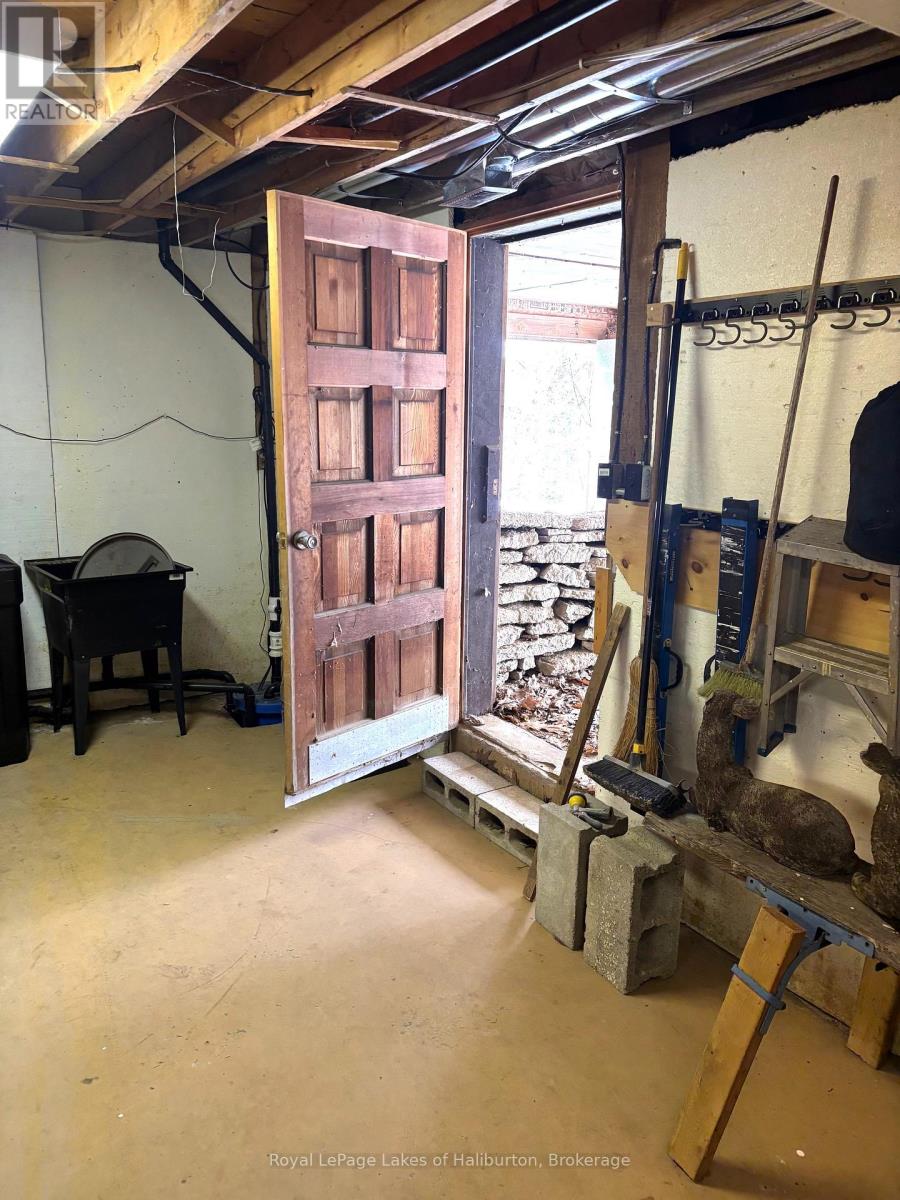 7 Regina Road, Kawartha Lakes, Ontario  K0M 2A0 - Photo 30 - X12885140