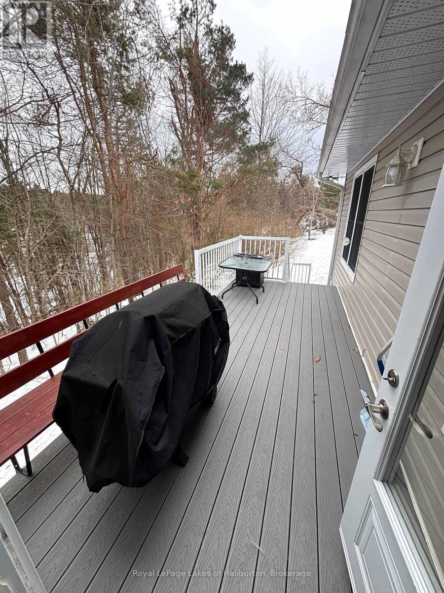 7 Regina Road, Kawartha Lakes, Ontario  K0M 2A0 - Photo 34 - X12885140