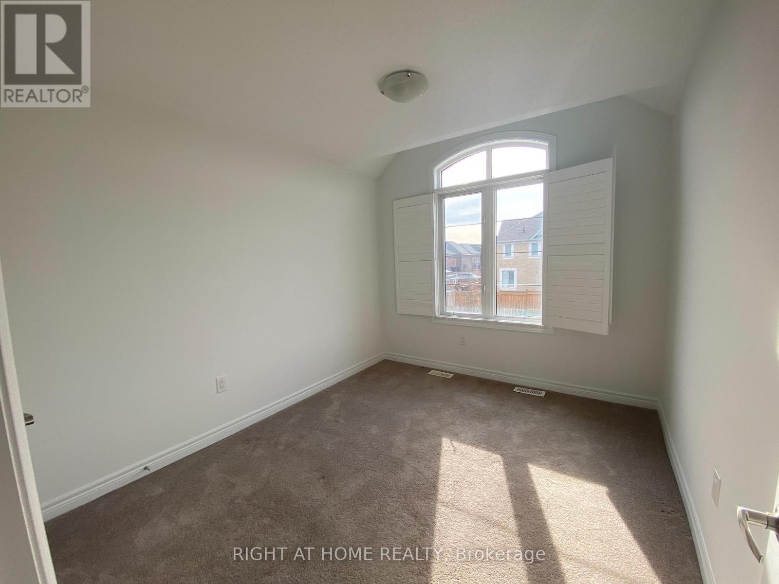 2124 Dale Road, Innisfil, Ontario  L9S 0L4 - Photo 20 - N12885124