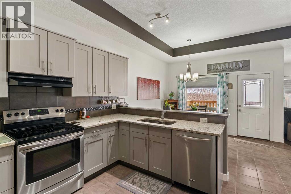 7018 115b Street, Grande Prairie, Alberta  T8W 0J1 - Photo 4 - A2293516