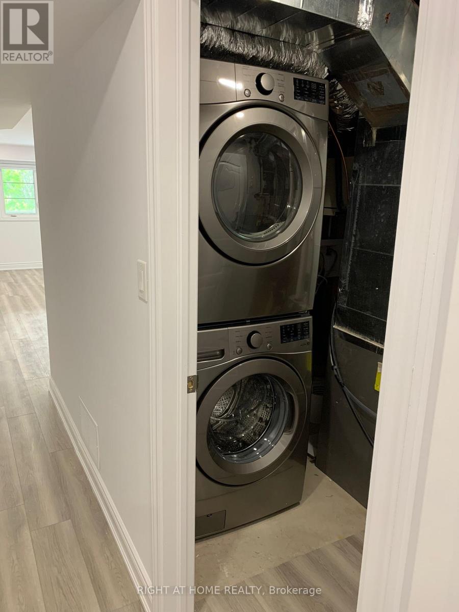 Lower - 1290 Duignan Crescent, Milton, Ontario  L9E 1C7 - Photo 14 - W12885138