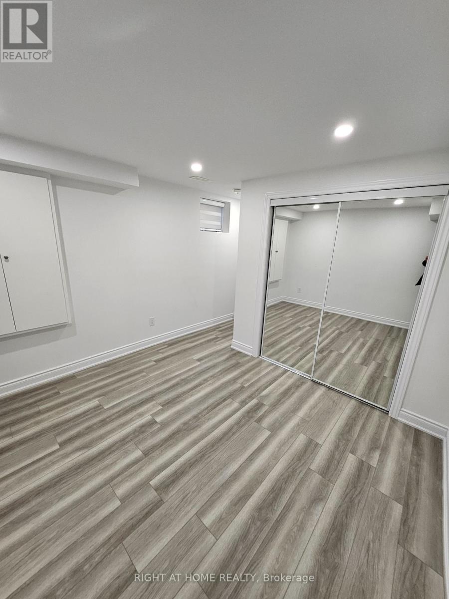 Lower - 1290 Duignan Crescent, Milton, Ontario  L9E 1C7 - Photo 20 - W12885138