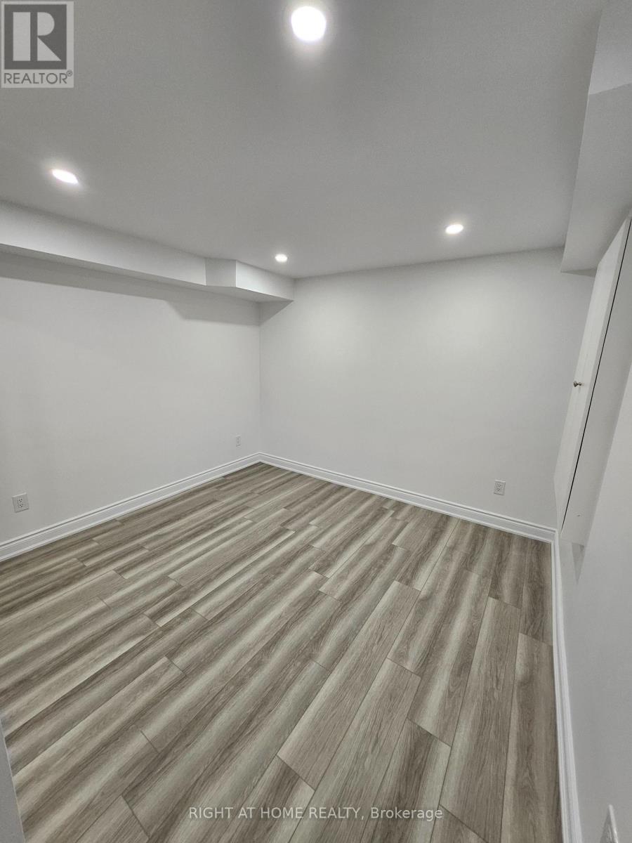 Lower - 1290 Duignan Crescent, Milton, Ontario  L9E 1C7 - Photo 22 - W12885138