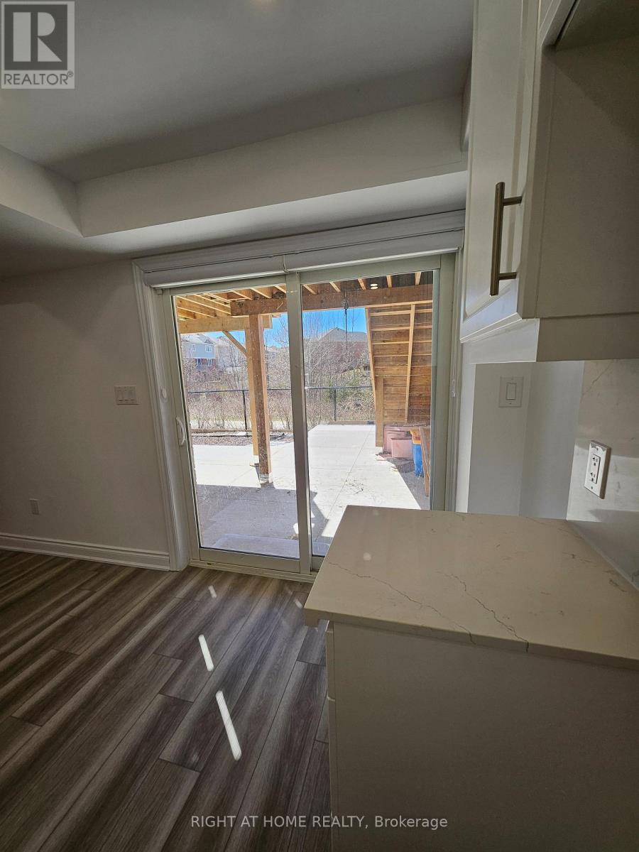 Lower - 1290 Duignan Crescent, Milton, Ontario  L9E 1C7 - Photo 6 - W12885138