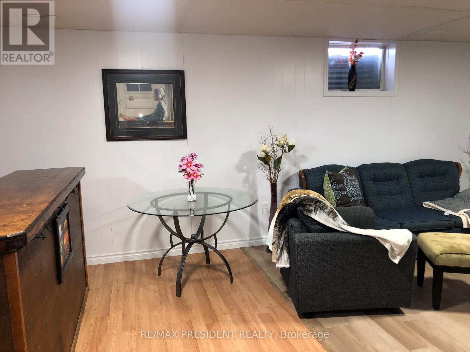 789 Brock Street, North Perth, Ontario  N4W 3T4 - Photo 26 - X12885120