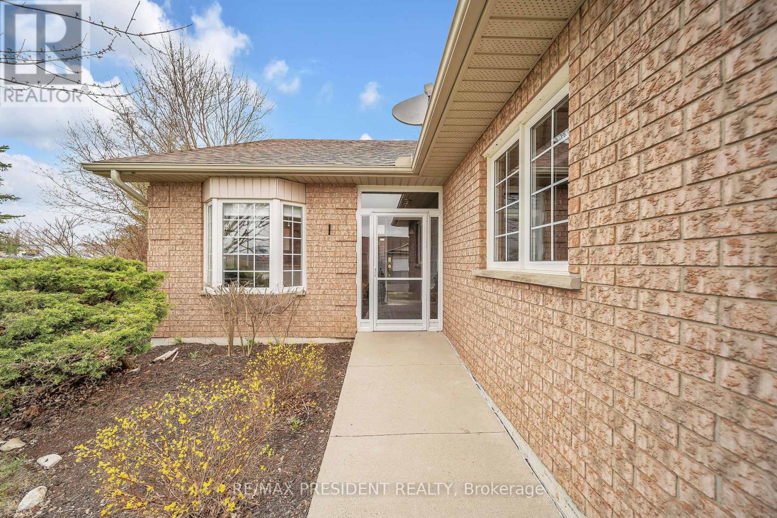 789 Brock Street, North Perth, Ontario  N4W 3T4 - Photo 4 - X12885120