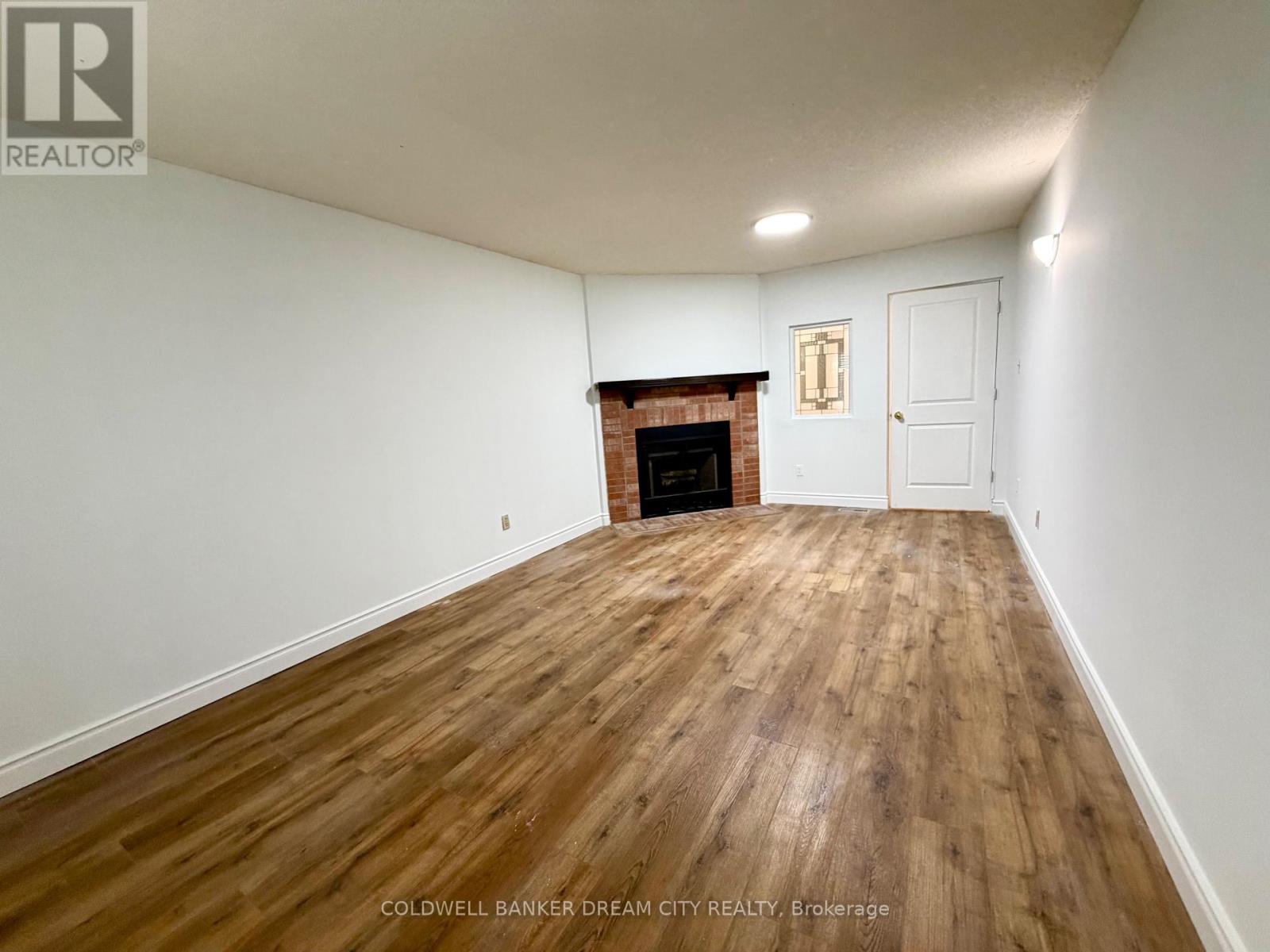 Upper Unit - 1031 Blizzard Road, Mississauga, Ontario  L5V 1T2 - Photo 12 - W12867620