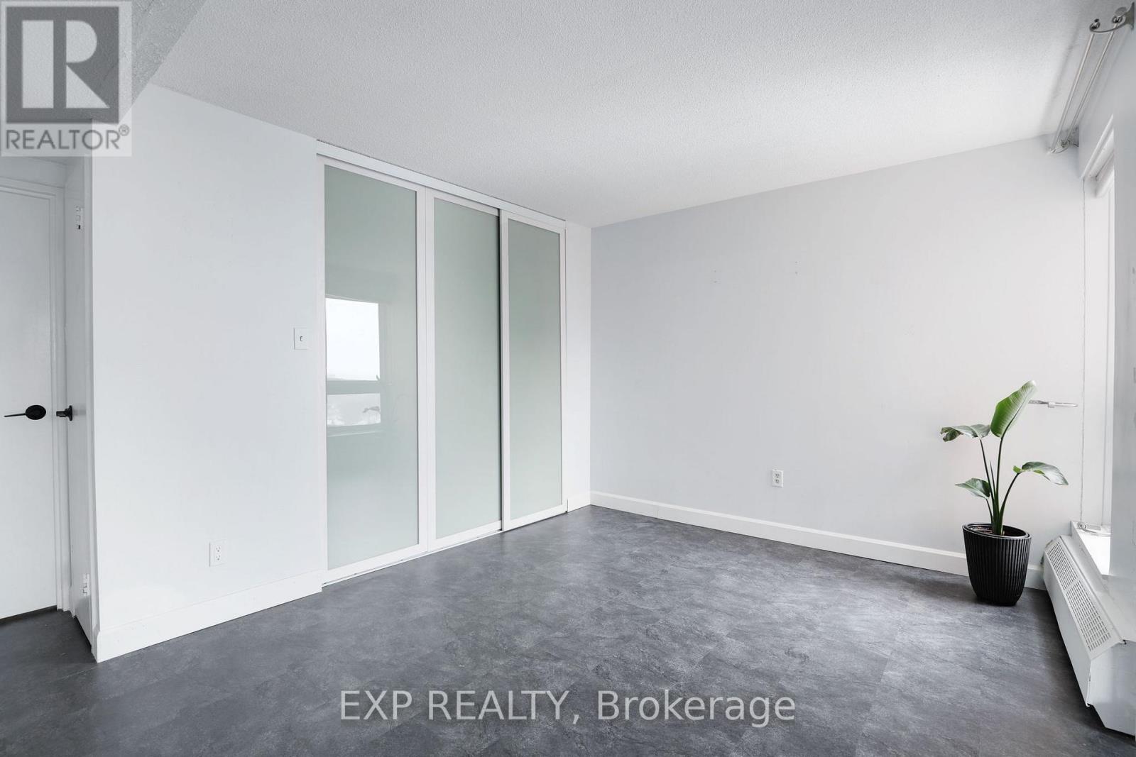 1003 - 373 Laurier Avenue E, Ottawa, Ontario  K1N 8X6 - Photo 35 - X12310325