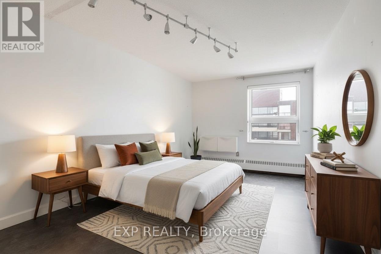 1003 - 373 Laurier Avenue E, Ottawa, Ontario  K1N 8X6 - Photo 33 - X12310325