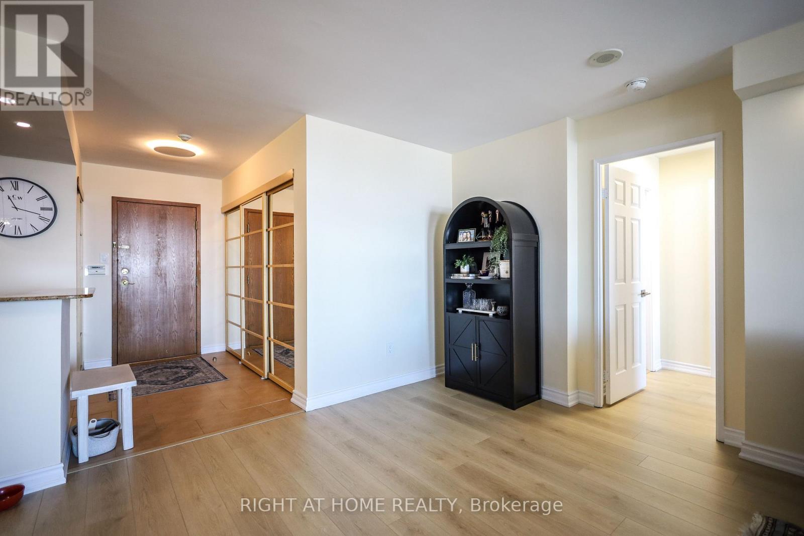 1605 - 10 Torresdale Avenue W, Toronto, Ontario  M2R 3V8 - Photo 19 - C12885156