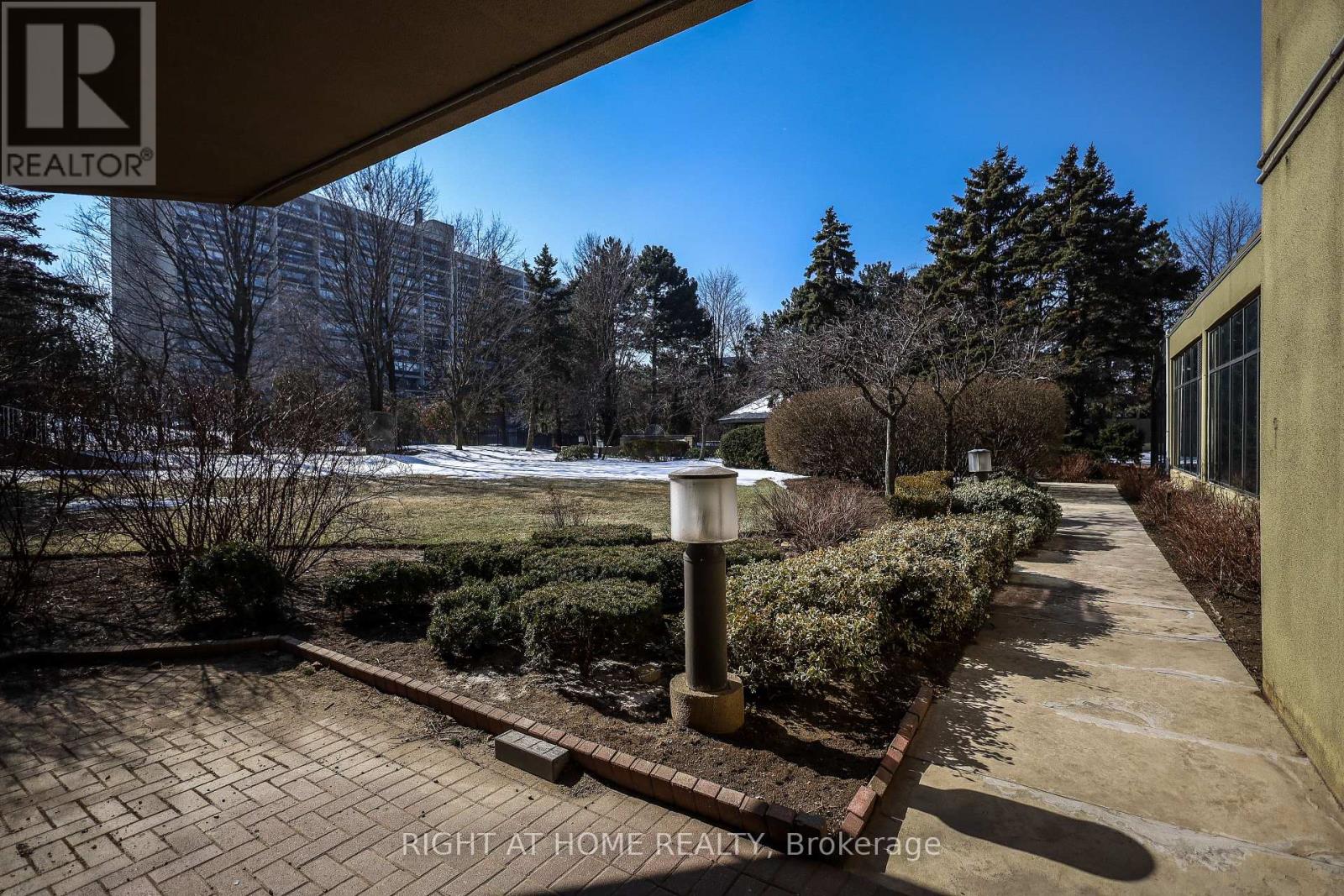 1605 - 10 Torresdale Avenue W, Toronto, Ontario  M2R 3V8 - Photo 42 - C12885156