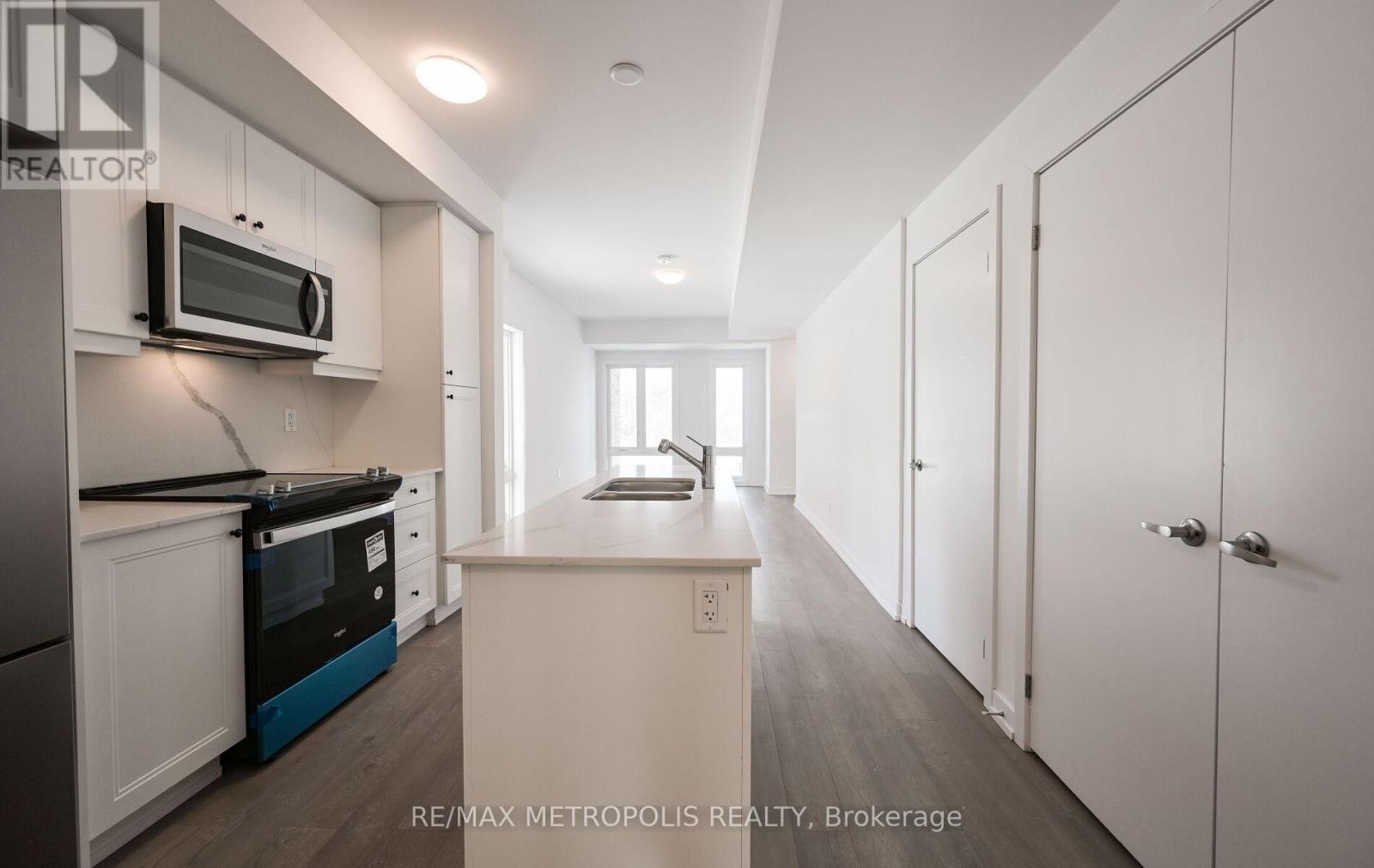 113 - 51 Jefferson Side Road, Richmond Hill, Ontario  L4E 1M1 - Photo 13 - N12884246